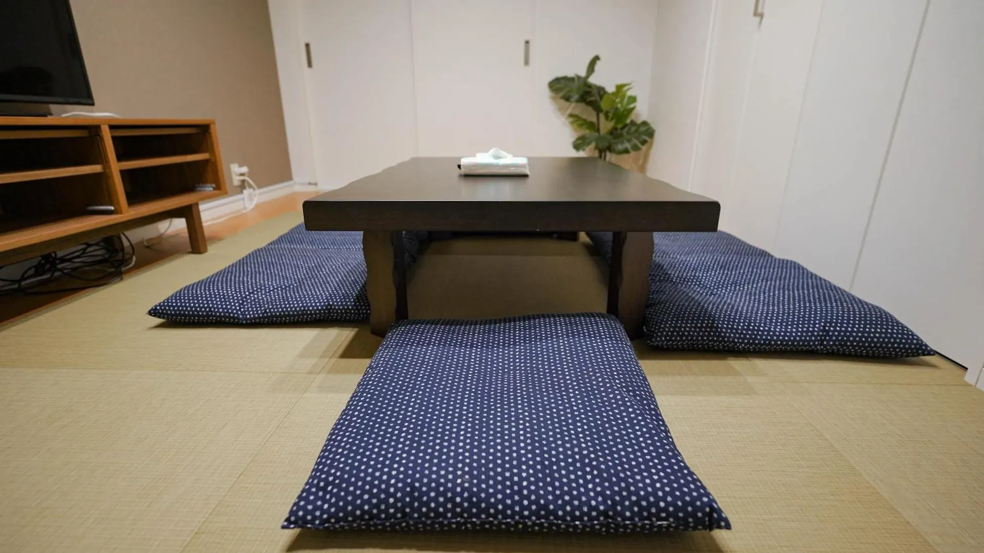 Feriehus Tsuruhashi 10Ppl House 3Min-Sta 6Min-Nambausj Mozhaihua Osaka Japan